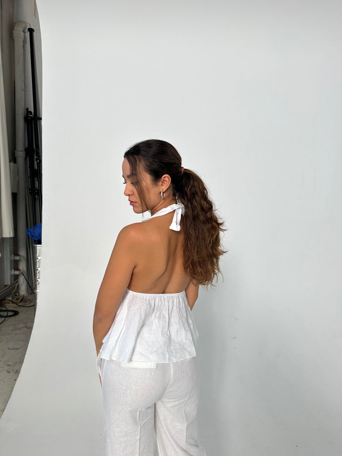 Cleo linen top with open back - White