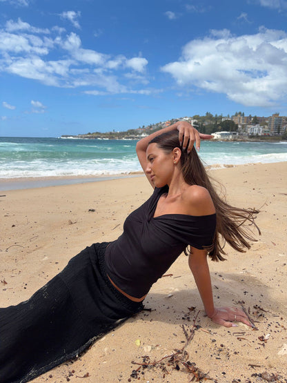 Abigail off shoulder top - Black