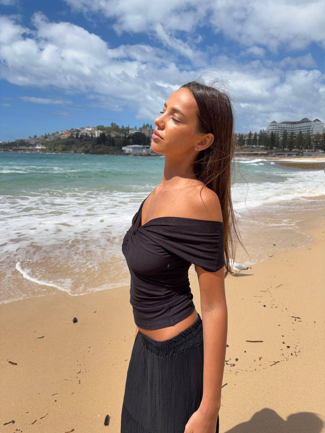 Abigail off shoulder top - Black