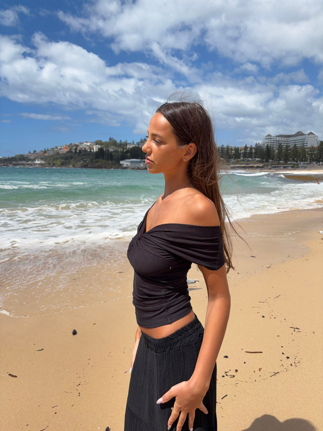 Abigail off shoulder top - Black